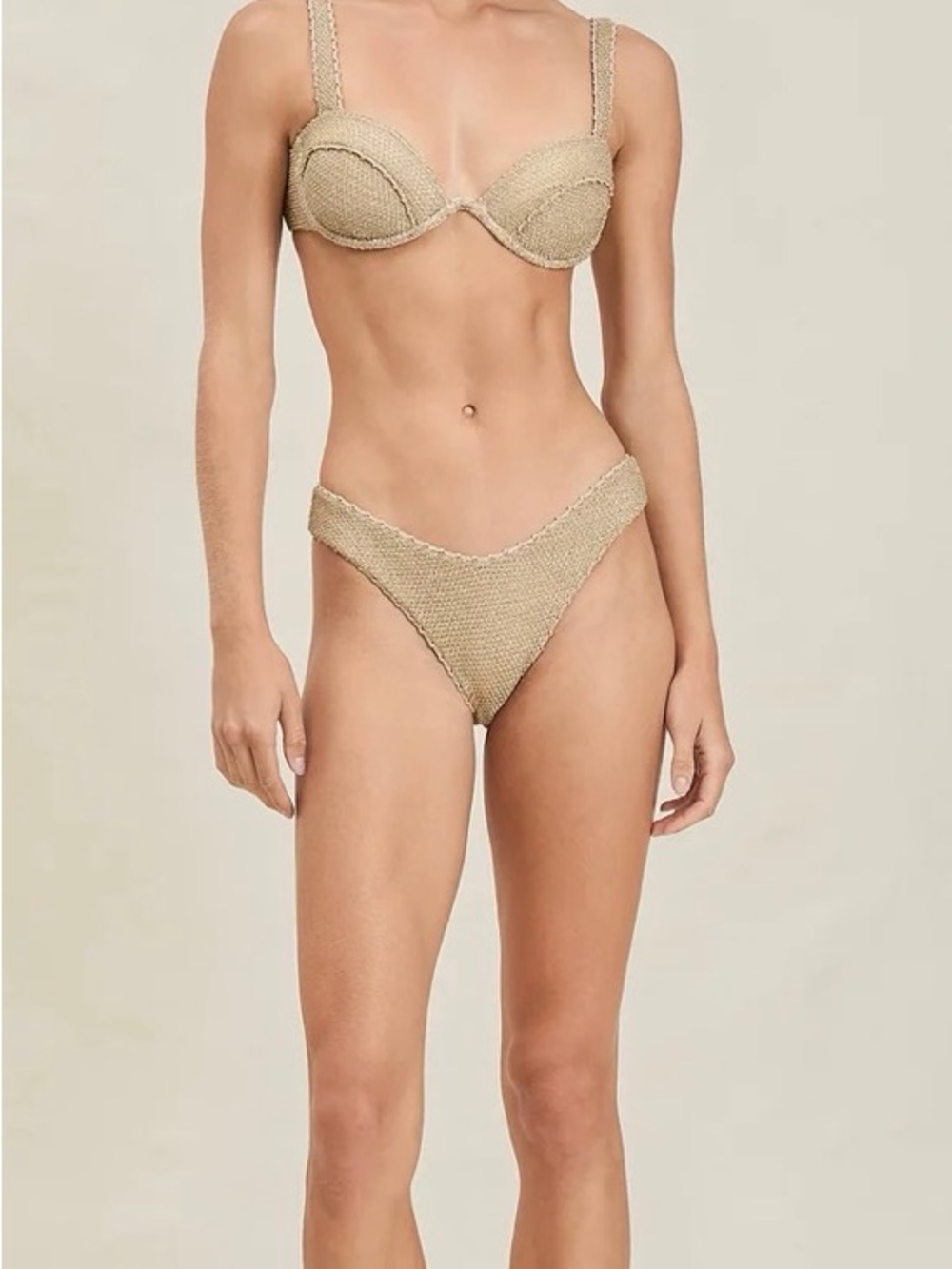 Devon Windsor Wade Bottom